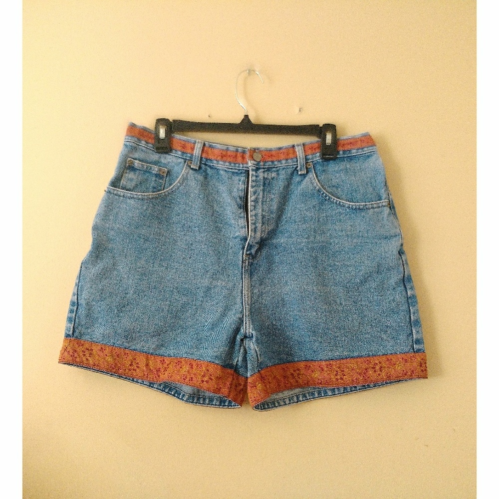 Bill Blass Vintage Trimmed Jean Shorts Size 12